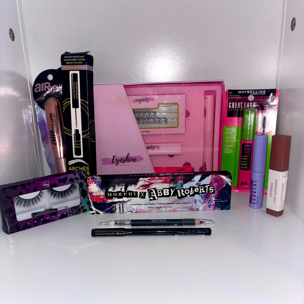 [EYE MAKEUP BUNDLE] !!